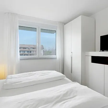 Ruhig Mit Balkon Und Parkplatz - Panorama *